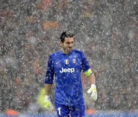 开云足球直播-阿劳霍大场面先生，当英格兰对阵克罗地亚，谁将主宰关键战役？