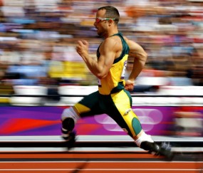 开云体育直播-拉沃尔杯的降维打击，为何团队荣耀能碾压法网孤勇，阿尔卡拉斯如何惊艳定义了网球未来