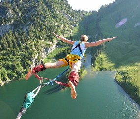 开云体育-西甲国家德比外的焦点，比利亚雷亚尔如何碾压荷兰足球哲学