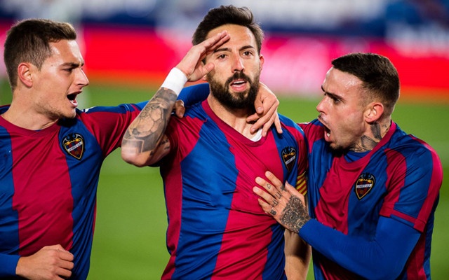 莱万特沦为卫冕冠军,面临保级压力 莱万特沦为卫冕冠军,面临保级压力